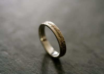 Anneau Jokull 2 en argent oxyde moulage de roche pour hommes