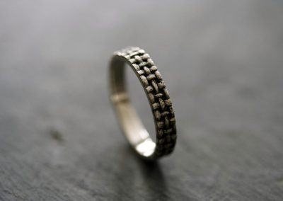 Anneau Odin en argent oxyde moulage de tissus brut pour hommes