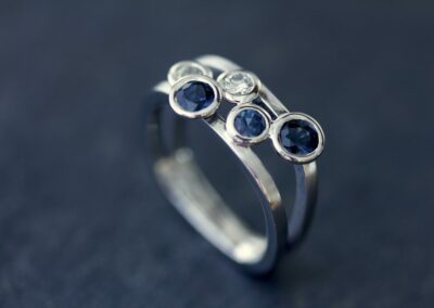 Bague BUBBLE BOBBLE or gris palladié diamants saphirs