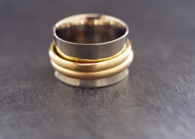 Bague PAS DE QUARTIER 3 ors mobiles