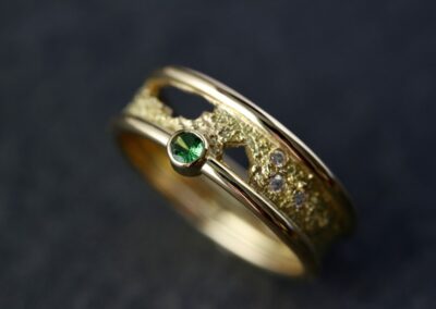 Bague TERRES AUSTRALES Or jaune tsavorite diamants
