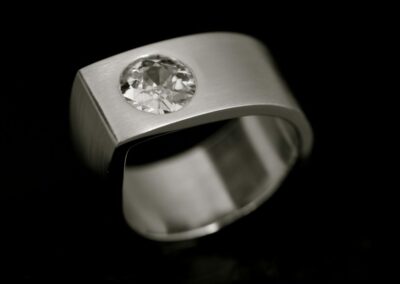 Chevaliere CATANA Or gris et diamant