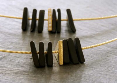 Colliers VIK Or jaune onyx mat avec ou sans diamants