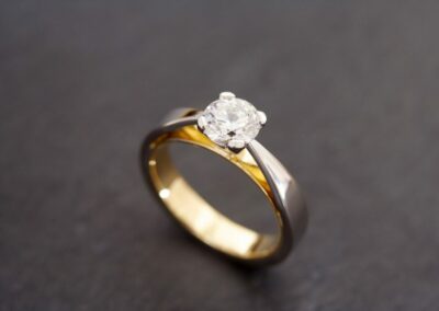 Solitaire VALTARI or gris palladie or jaune diamant