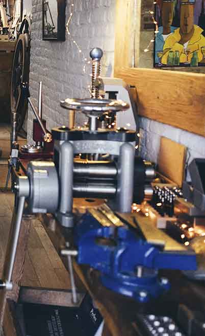 Machine à l'entrée de la boutique de Sébastien